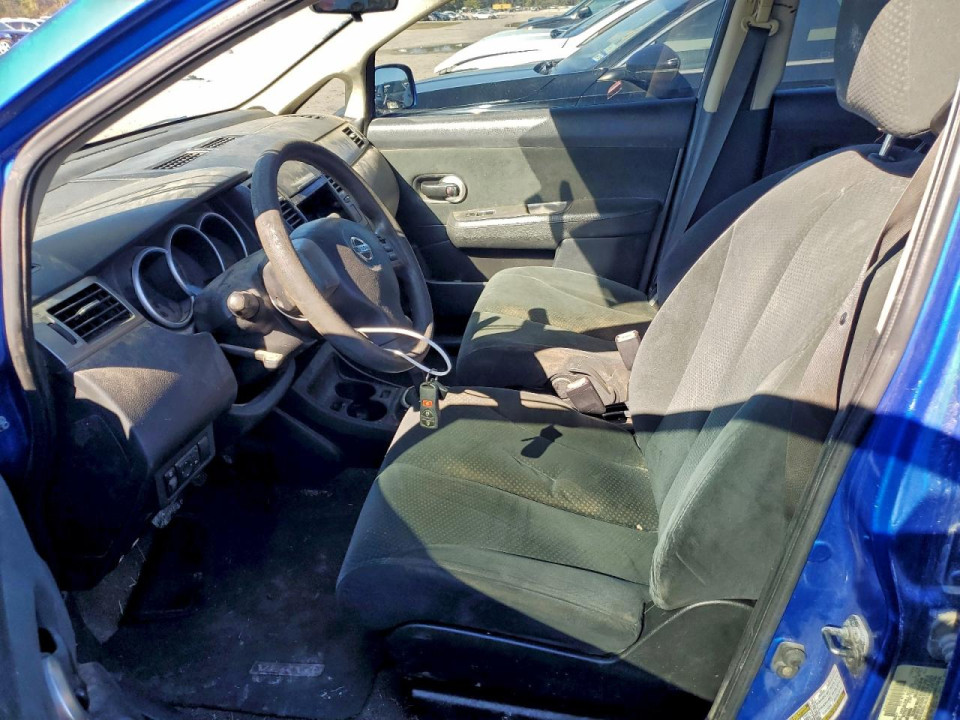 Nissan VERSA 2011 — Copart