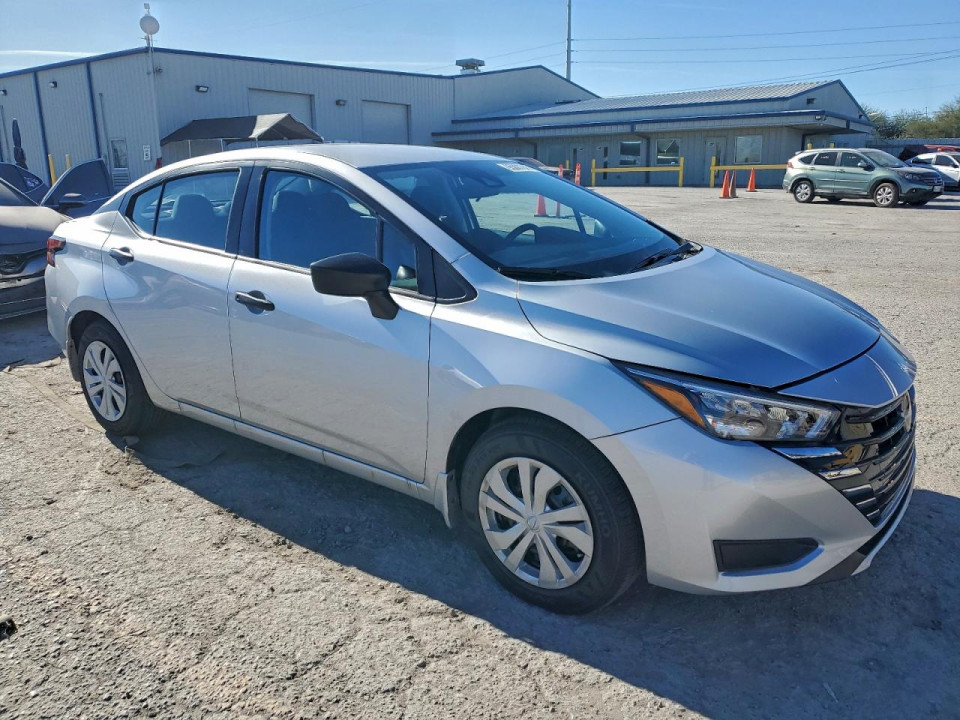 Nissan VERSA 2025 — Copart