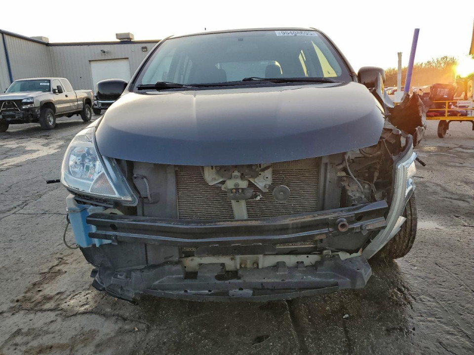 Nissan VERSA 2011 — Copart