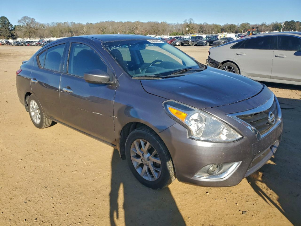 Nissan VERSA 2017 — Copart