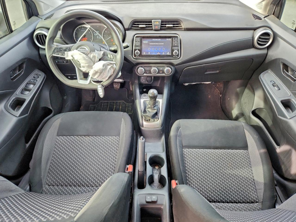 Nissan VERSA 2020 — Copart