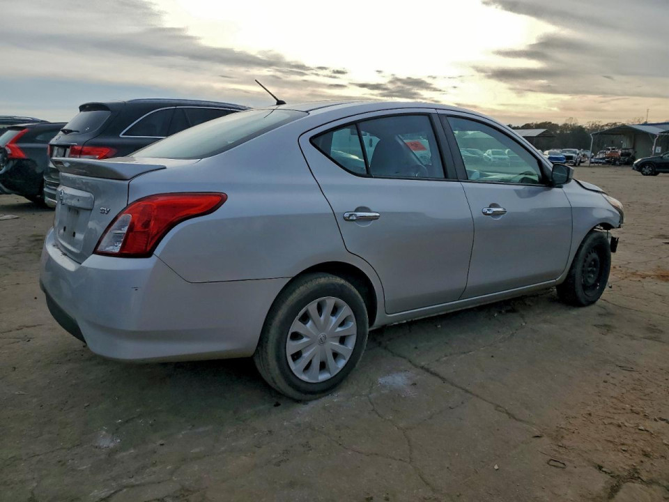 Nissan VERSA 2017 — Copart