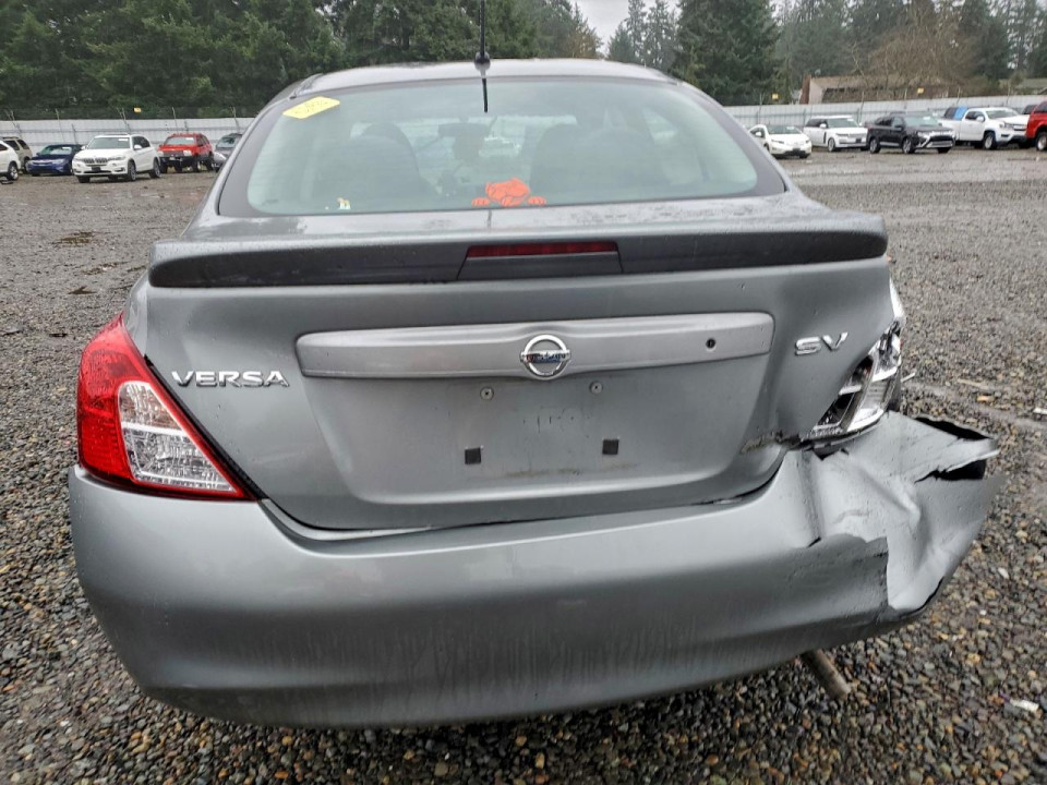 Nissan VERSA 2013 — Copart
