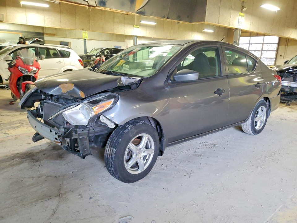 Nissan VERSA 2017 — Copart