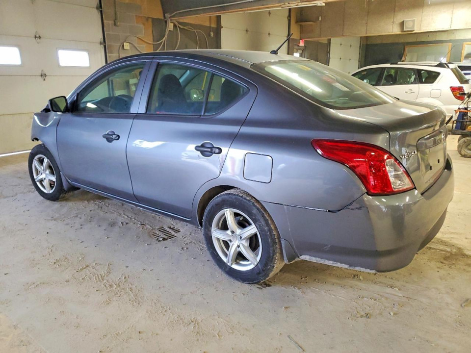 Nissan VERSA 2017 — Copart
