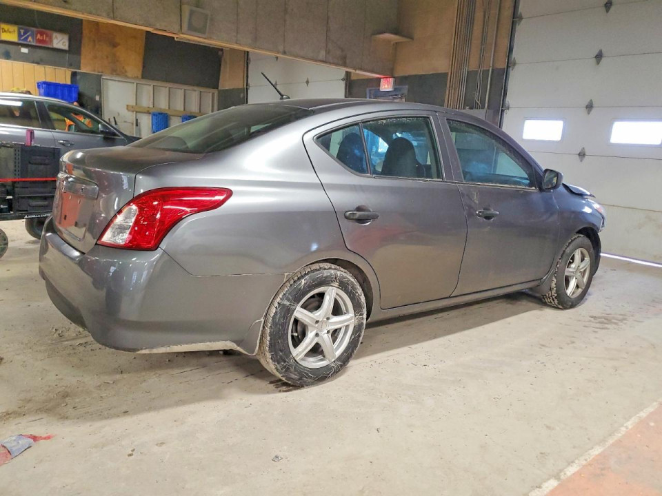 Nissan VERSA 2017 — Copart