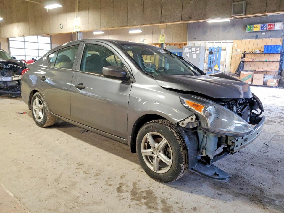 Nissan VERSA 2017 — Copart