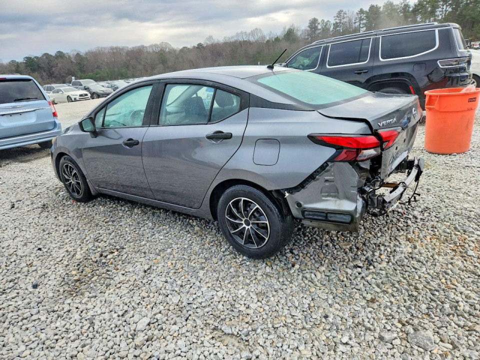 Nissan VERSA 2020 — Copart