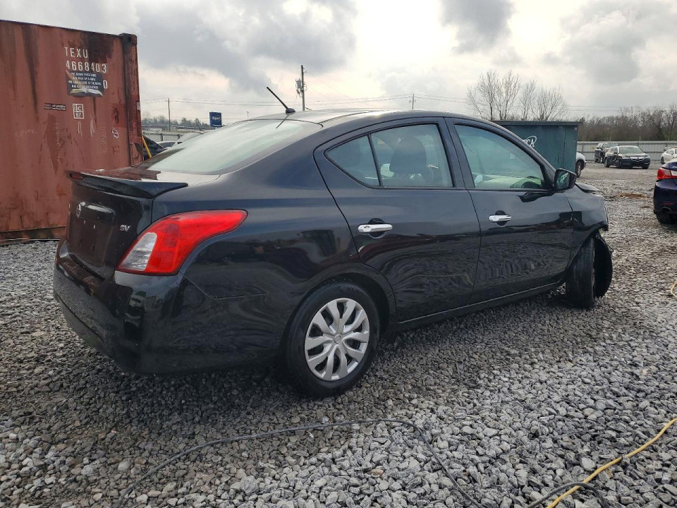 Nissan VERSA 2019 — Copart