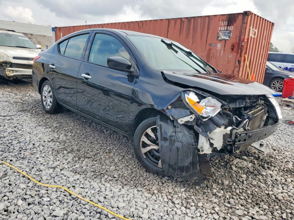 Nissan VERSA 2019 — Copart