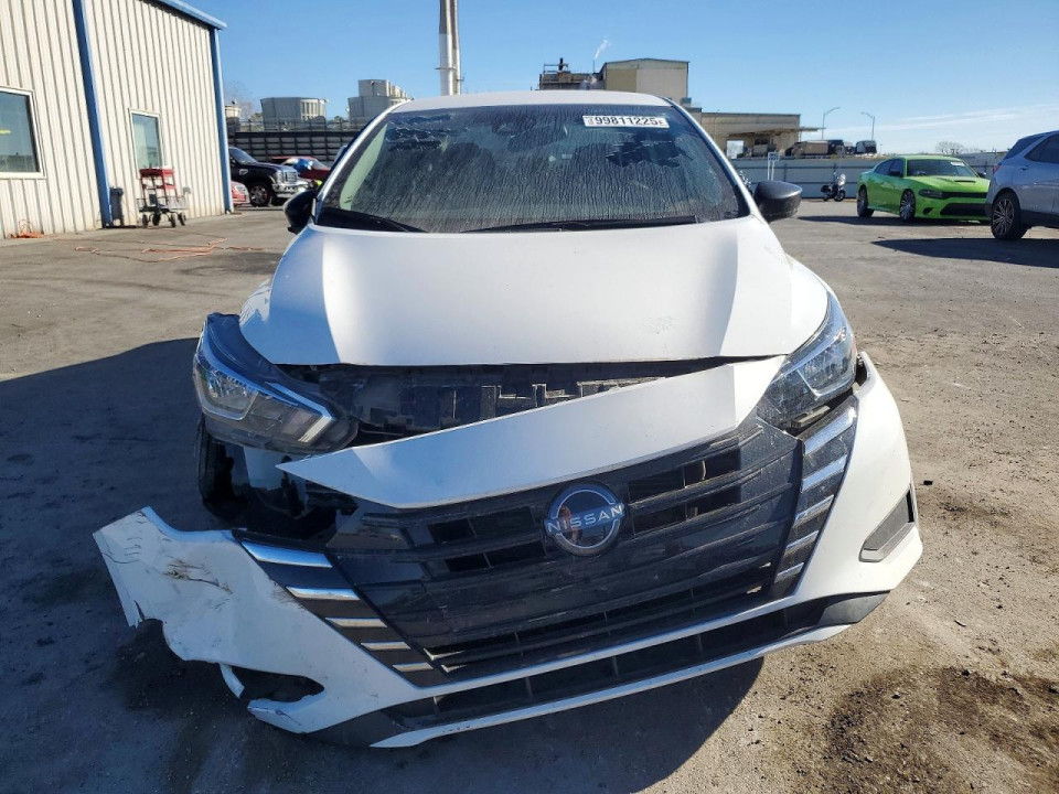 Nissan VERSA 2024 — Copart