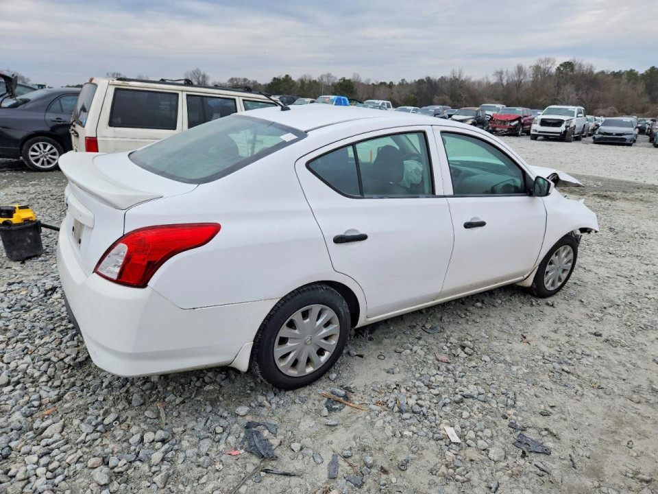 Nissan VERSA 2018 — Copart