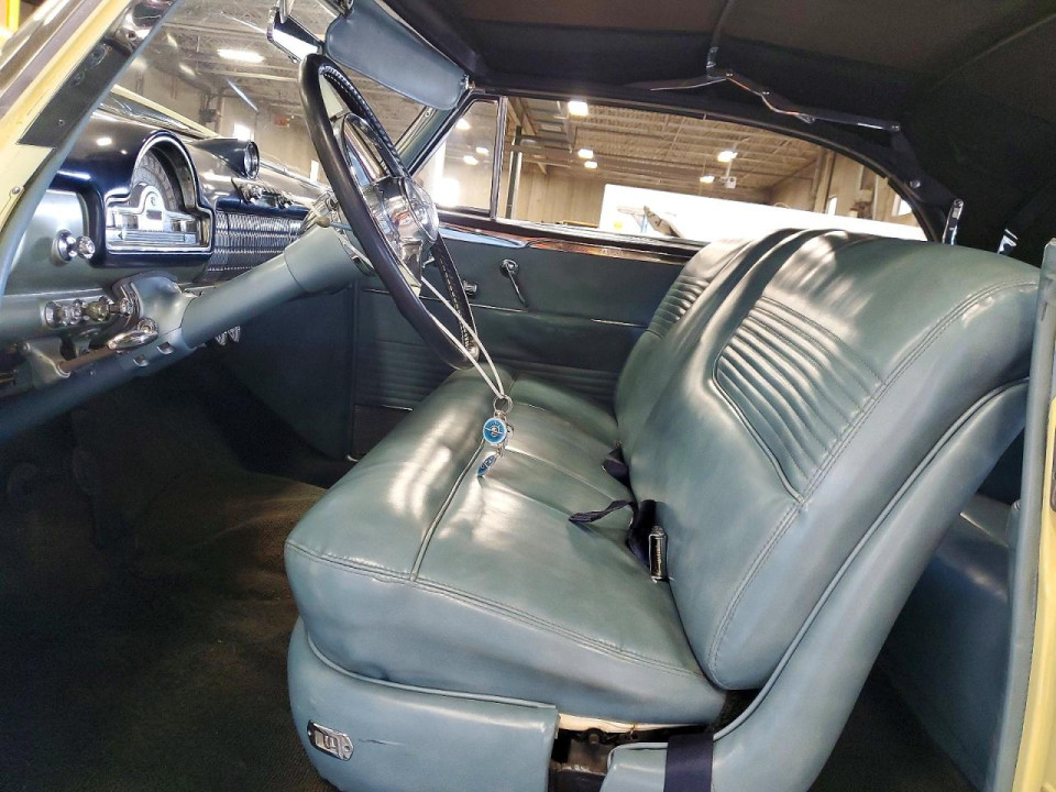 Oldsmobile UK 1952 — Copart