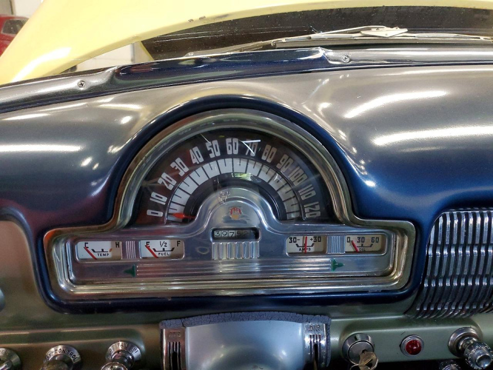 Oldsmobile UK 1952 — Copart