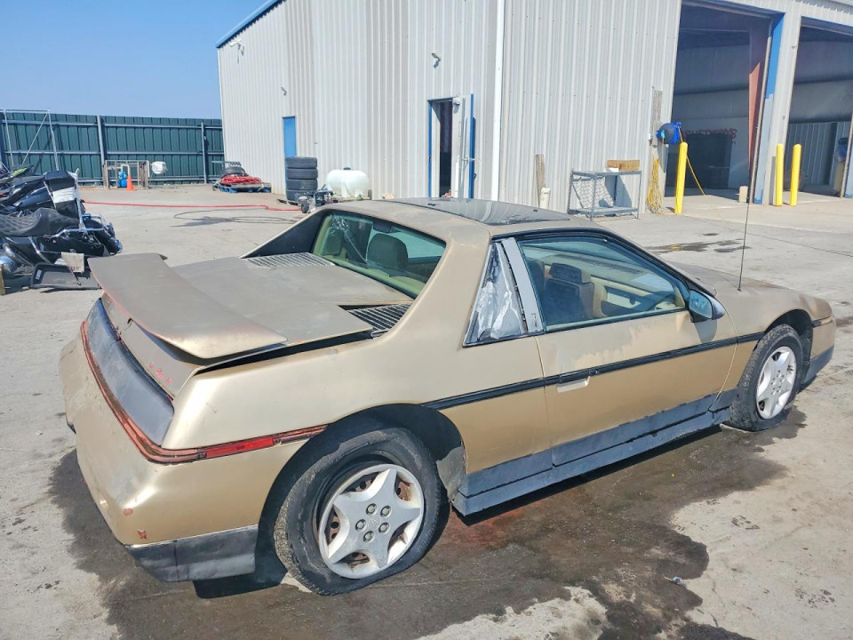 Pontiac FIERO 1986 — Copart