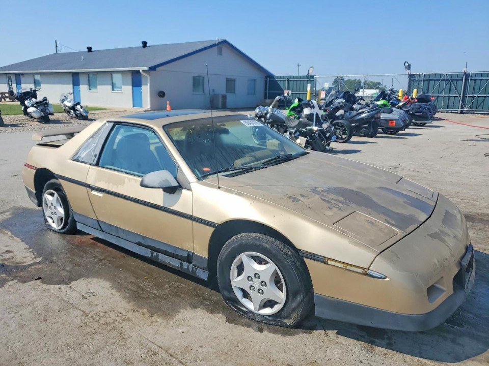 Pontiac FIERO 1986 — Copart