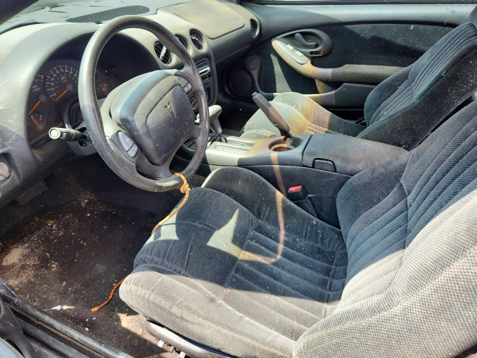 Pontiac FIREBIRD 2001 — Copart