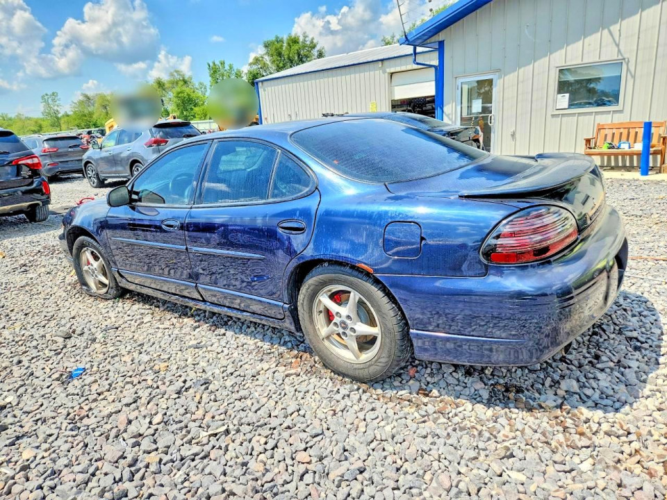 Pontiac GRANDPRIX 2002 — Copart
