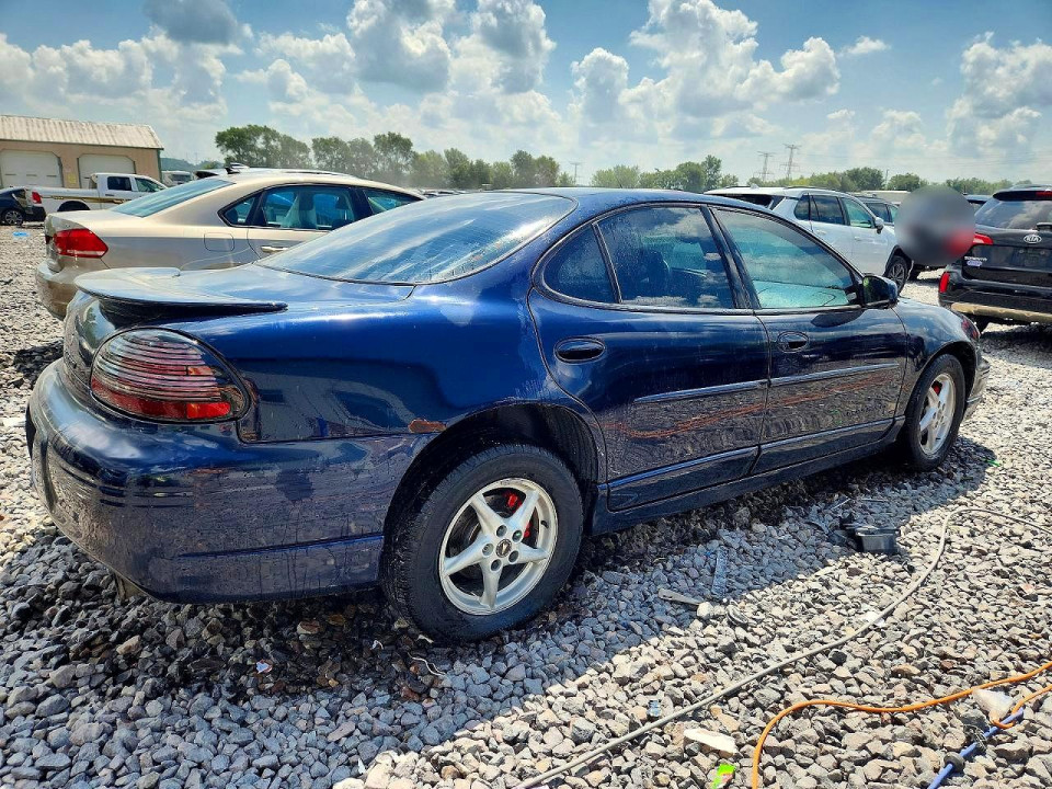 Pontiac GRANDPRIX 2002 — Copart