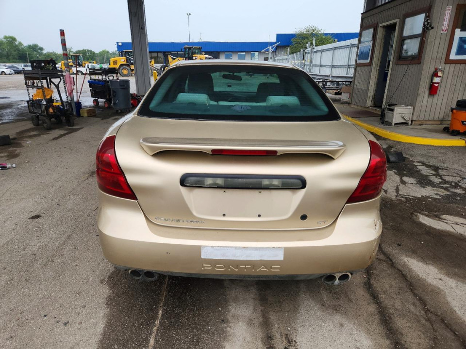Pontiac GRANDPRIX 2004 — Copart