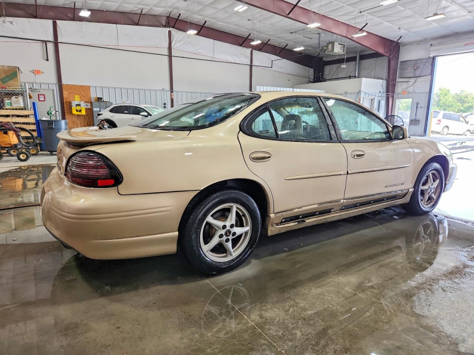 Pontiac GRANDPRIX 2002 — Copart