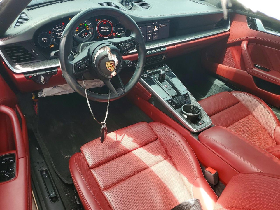 Porsche 911 2021 — Copart