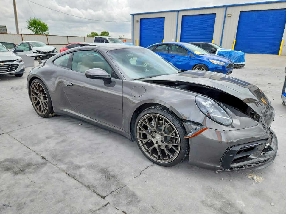 Porsche 911 2023 — Copart