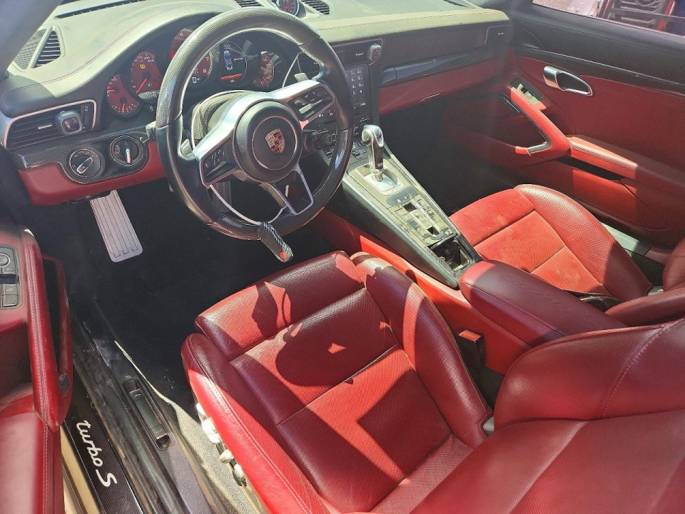 Porsche 911 2017 — Copart