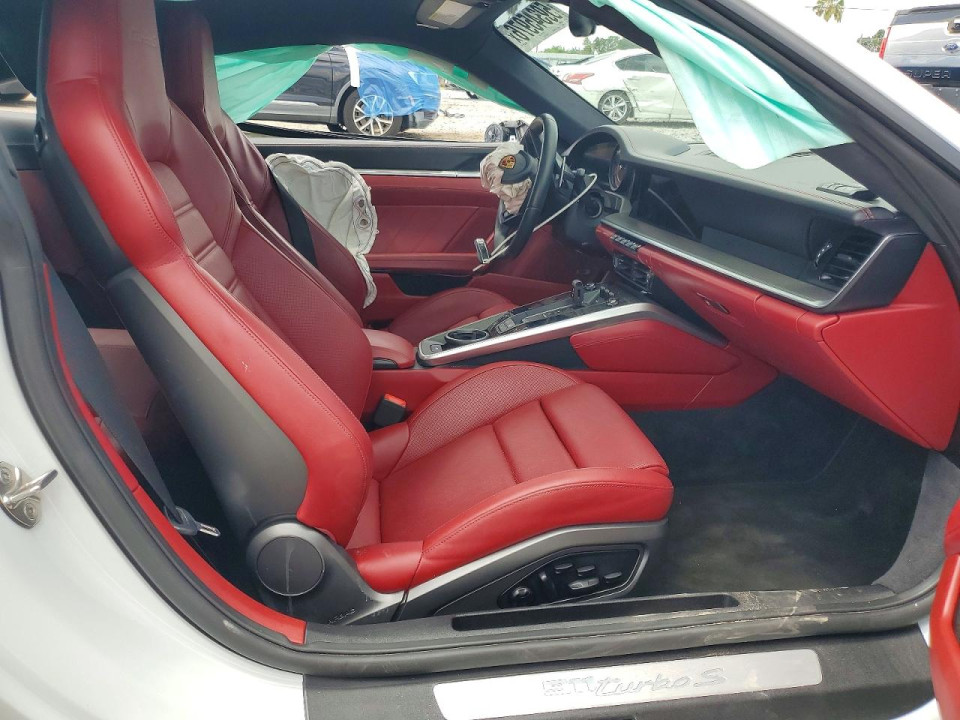 Porsche 911 2021 — Copart