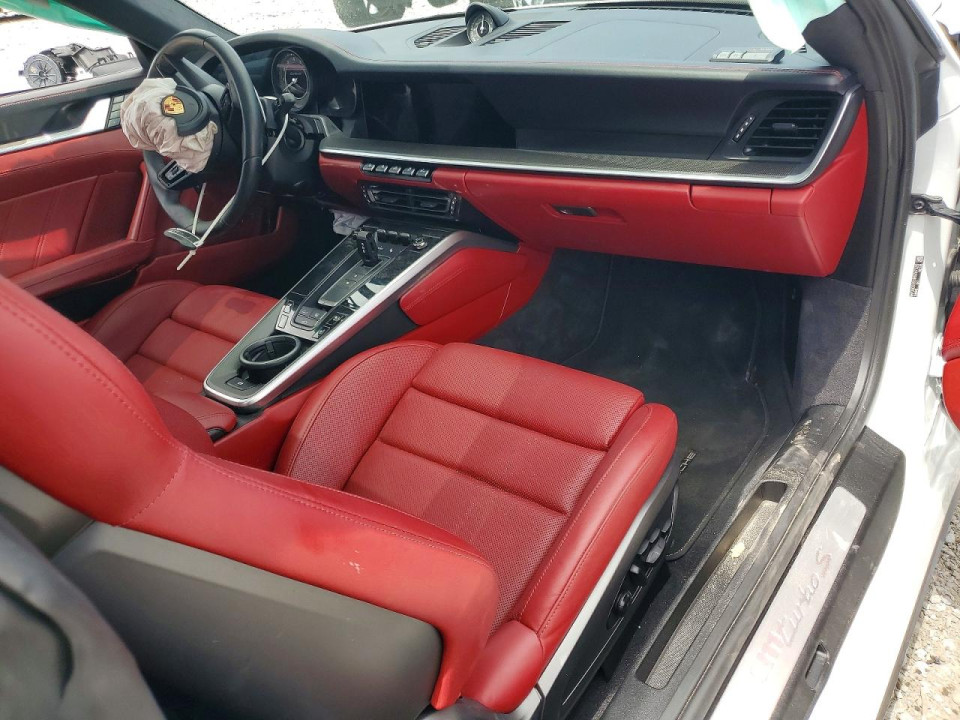 Porsche 911 2021 — Copart