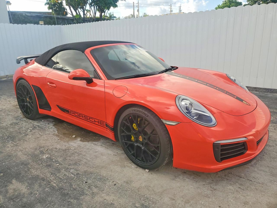 Porsche 911 2017 — Copart