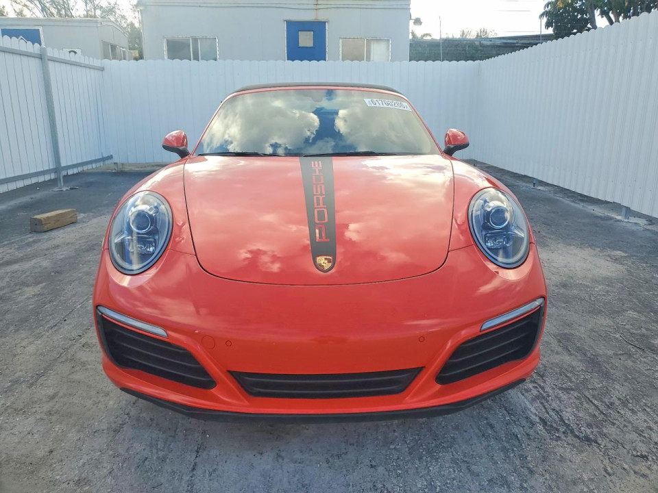 Porsche 911 2017 — Copart