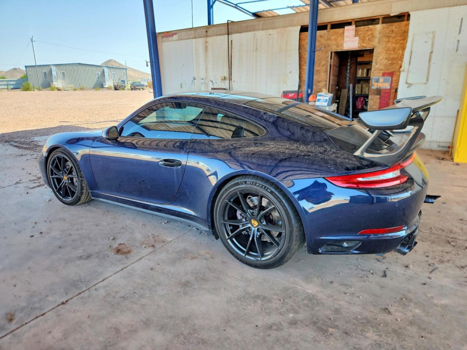Porsche 911 2019 — Copart