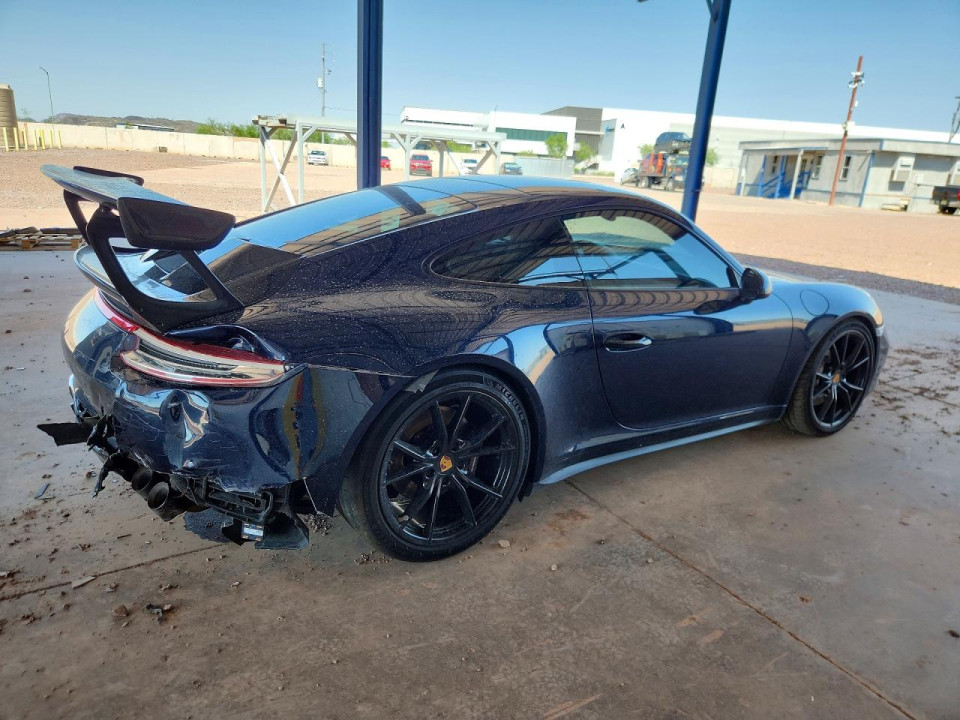 Porsche 911 2019 — Copart