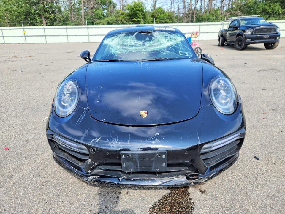 Porsche 911 2019 — Copart