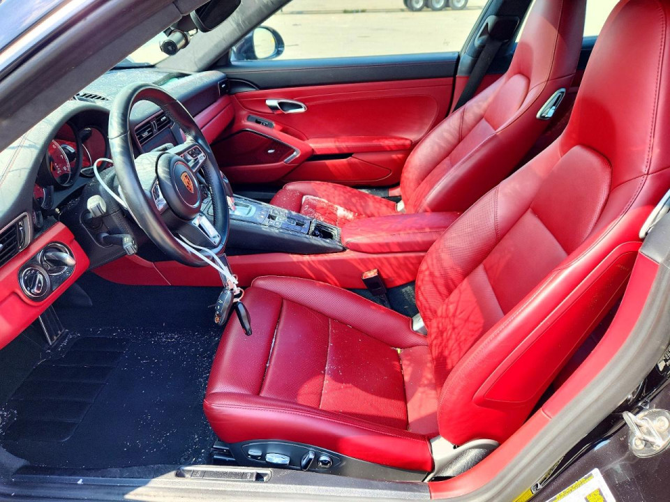 Porsche 911 2019 — Copart