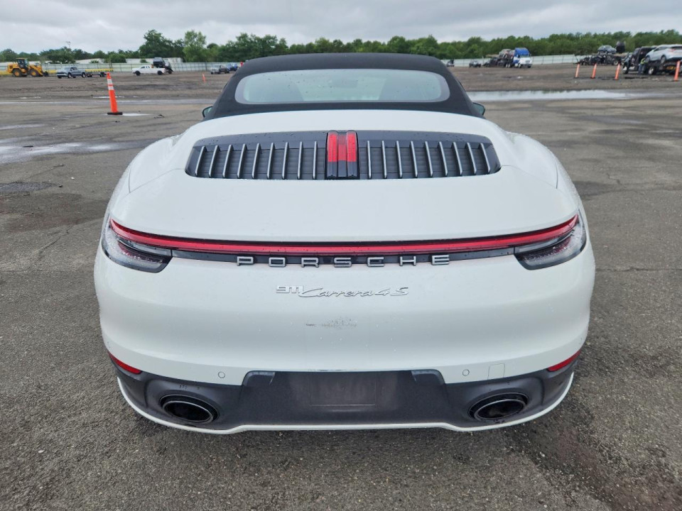 Porsche 911 2022 — Copart
