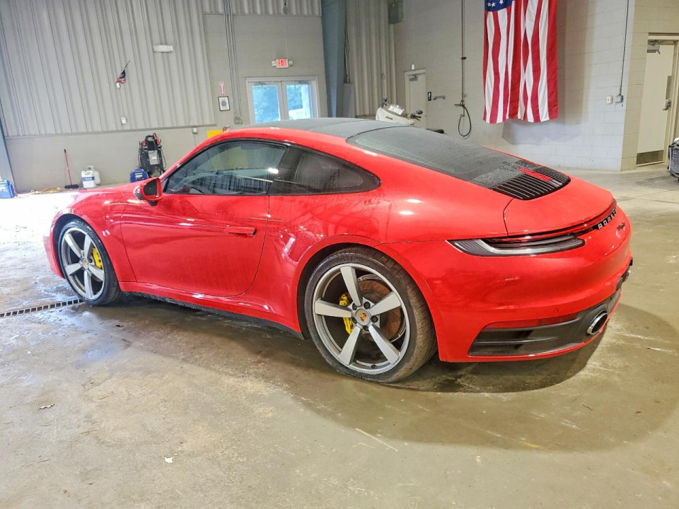 Porsche 911 2021 — Copart