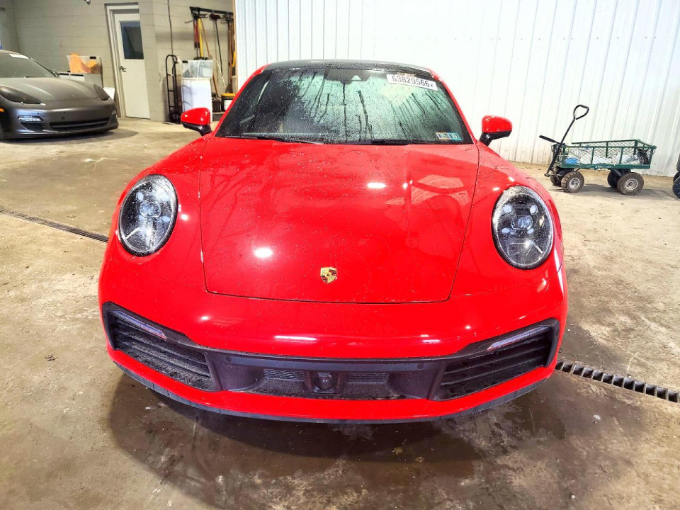 Porsche 911 2021 — Copart