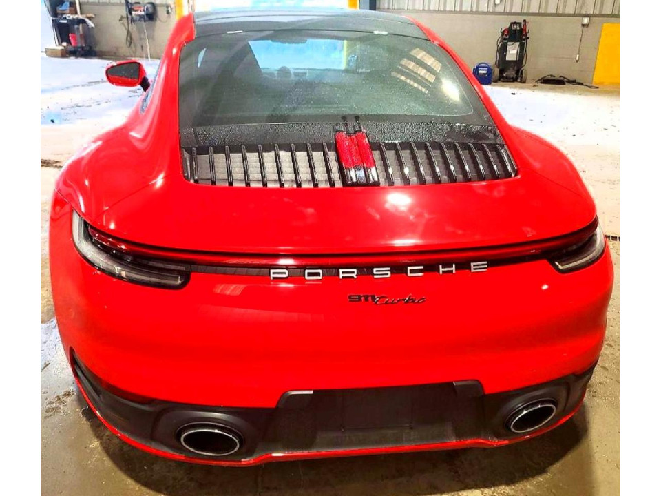 Porsche 911 2021 — Copart