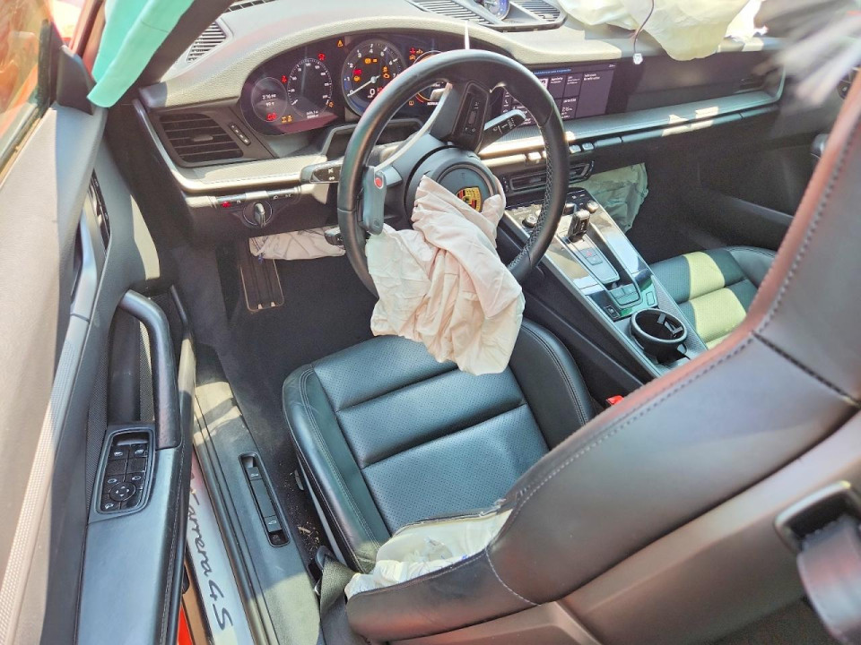 Porsche 911 2021 — Copart