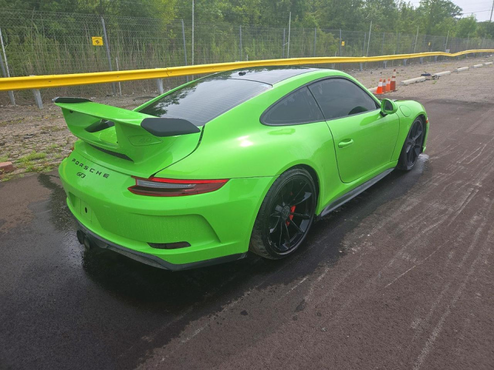 Porsche 911 2018 — Copart