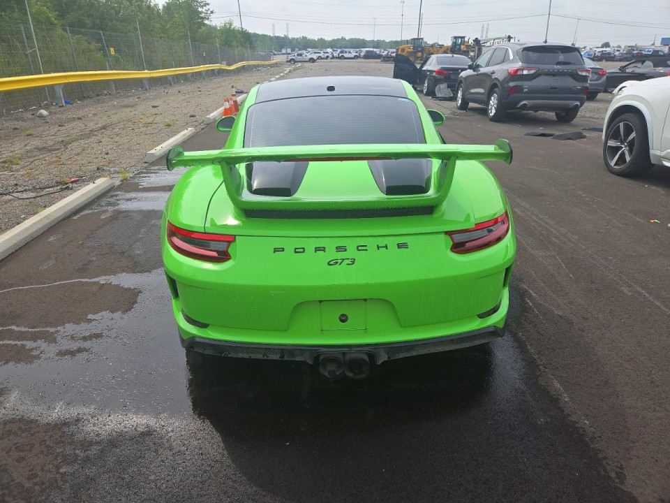 Porsche 911 2018 — Copart