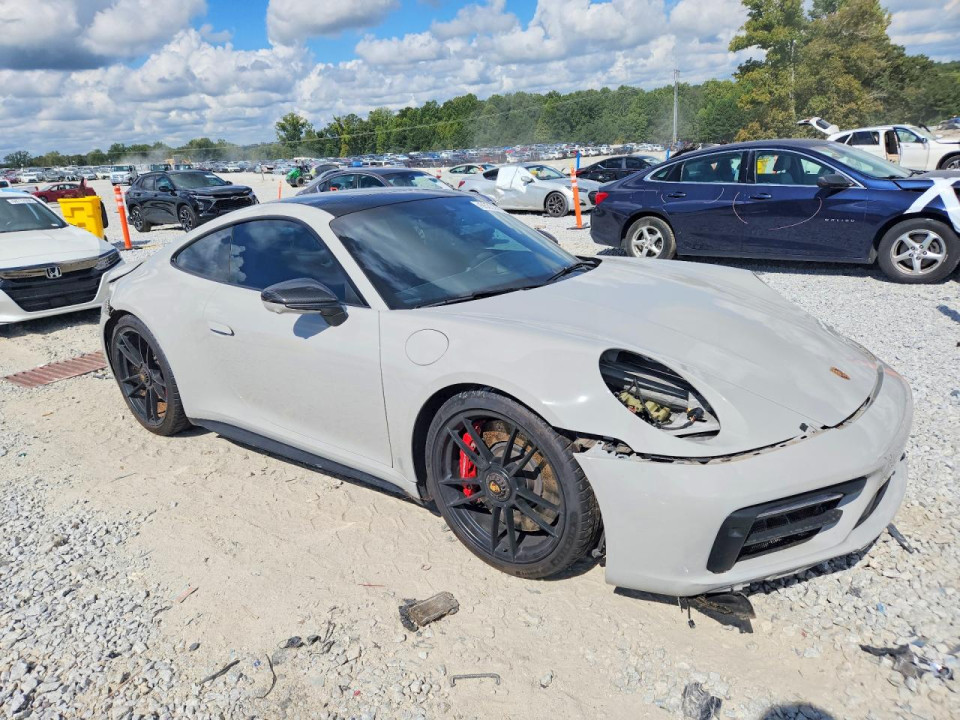 Porsche 911 2022 — Copart
