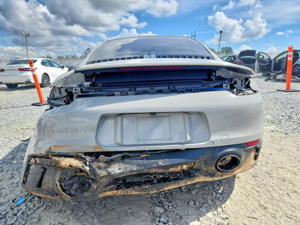 Porsche 911 2022 — Copart