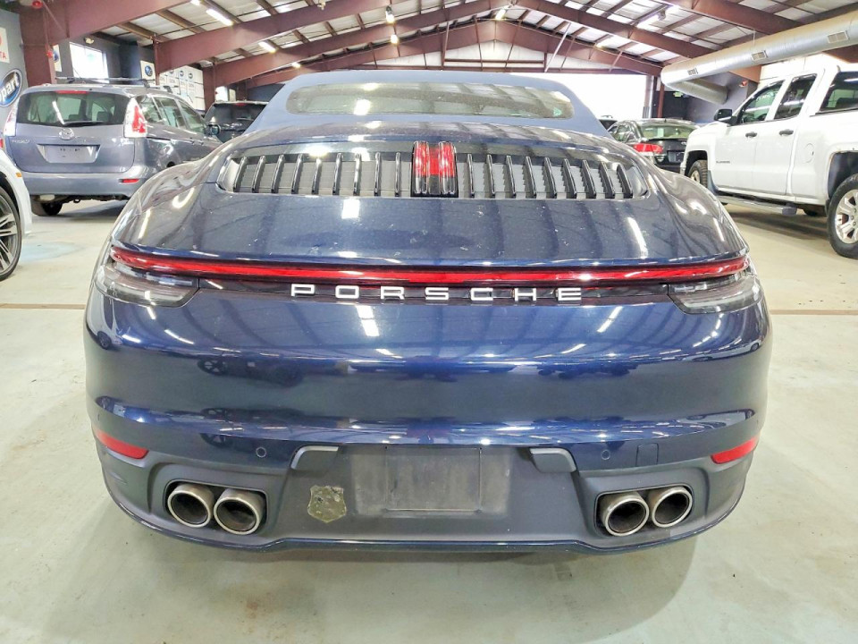 Porsche 911 2021 — Copart