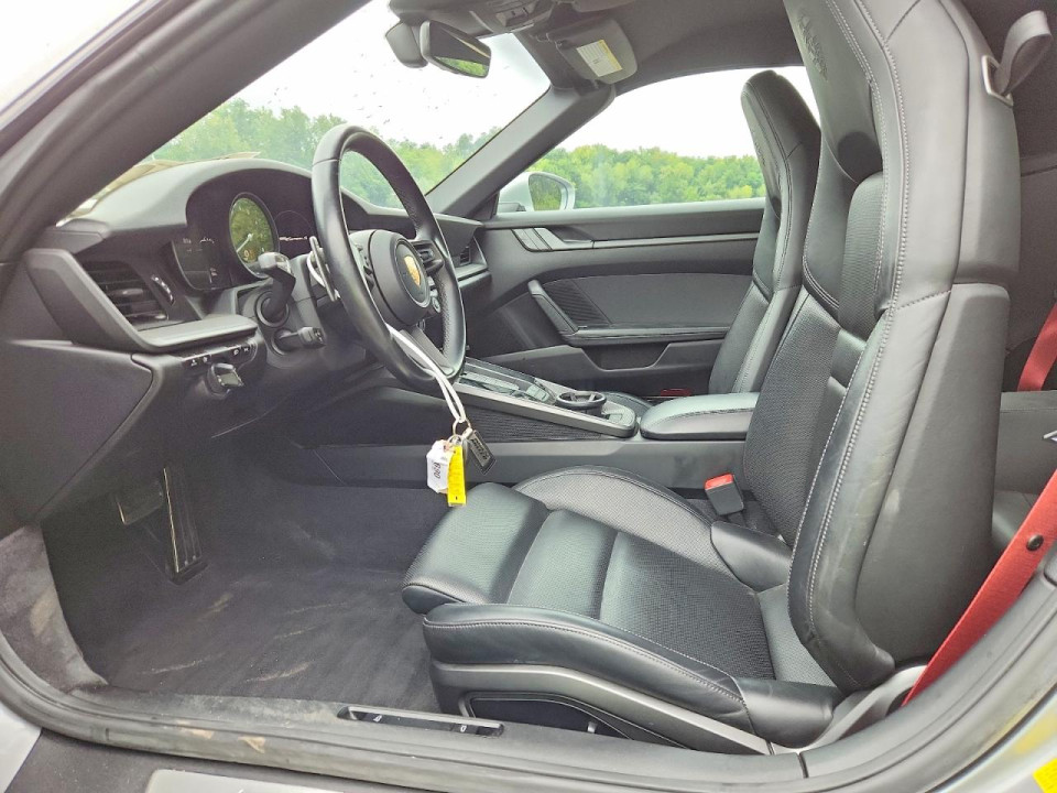 Porsche 911 2020 — Copart