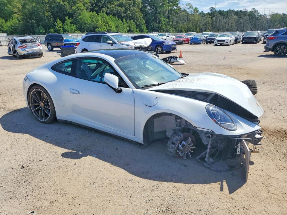 Porsche 911 2021 — Copart