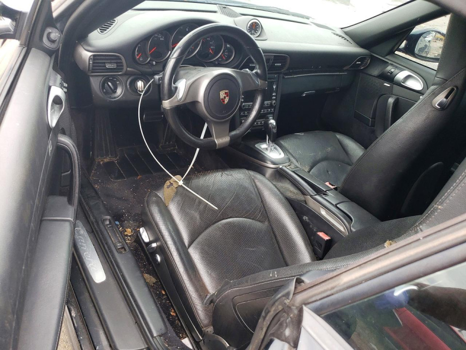 Porsche 911 2010 — Copart