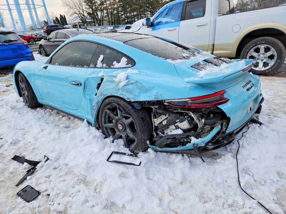 Porsche 911 2019 — Copart